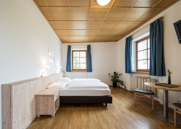 Zimmer im rollstuhlgerechten Hotel Südtirol: Masatsch